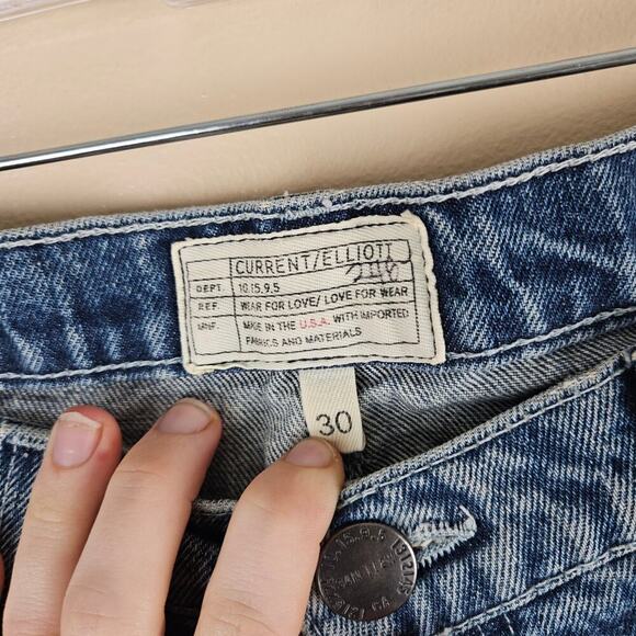 Current Elliott Kick Jean Light Sky with  Insert Raw Hem Crop Flare Jeans - Picture 5 of 8